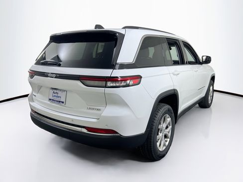 Used 2022 Jeep Grand Cherokee Limited image 5