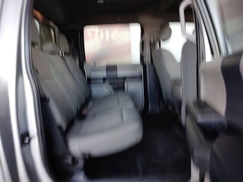 Used 2022 Ford F250 XL w/ Power Equipment Group RWD image 17