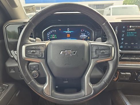 Used 2023 Chevrolet Silverado 1500 RST AWD/4WD image 25