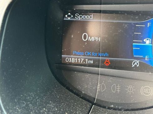 Used 2023 Ford Edge SE w/ Black Appearance Package image 17