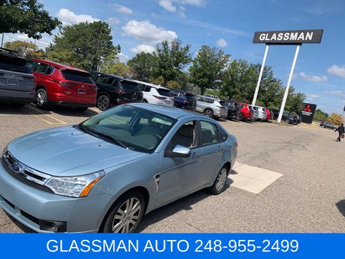 Used 2009 Ford Focus SEL FWD image 1