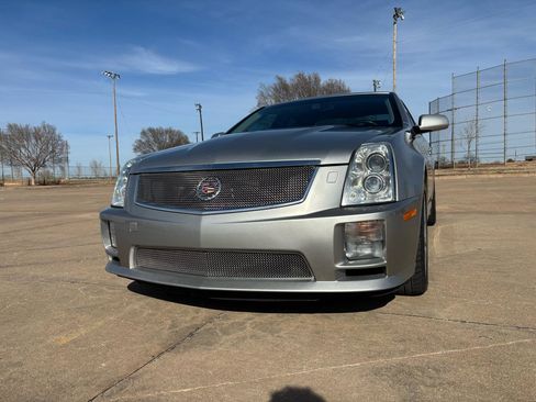 Used 2006 Cadillac STS V image 4