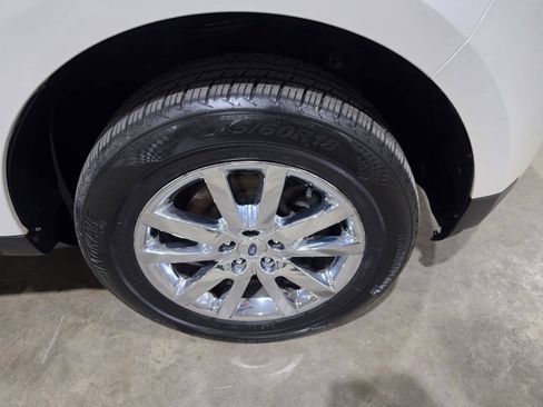 Used 2013 Ford Edge SEL AWD/4WD image 21