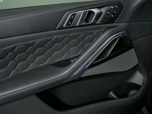Used 2022 BMW X6 M w/ Competition Package image 17