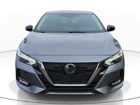 Used 2023 Nissan Sentra SR FWD image 2