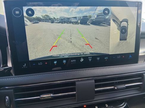 Certified 2024 Lincoln Corsair AWD w/ Equipment Group 101A image 27