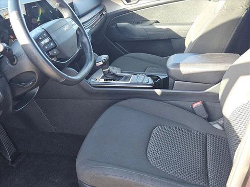 Used 2026 Kia Sportage LX FWD image 15