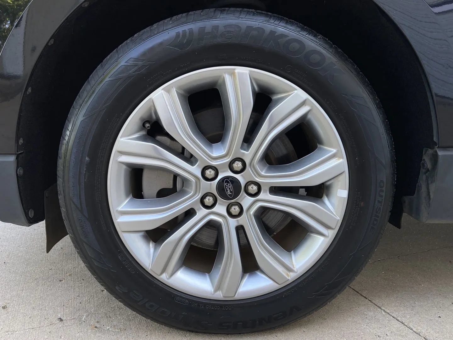 Used 2024 Ford Edge Titanium AWD/4WD image 8