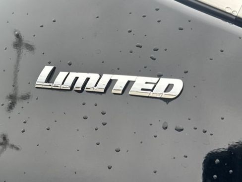 Used 2023 Toyota Tundra Limited w/ Power Package image 12