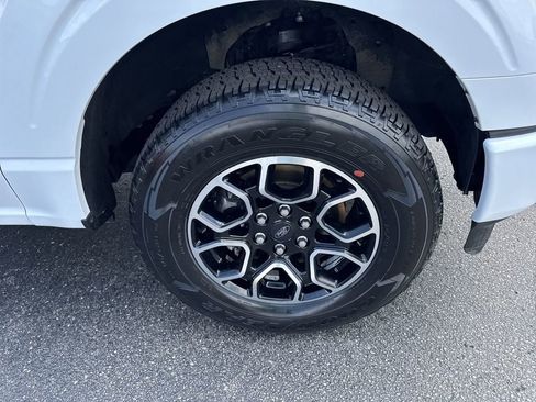 Certified 2022 Ford F150 XLT w/ Equipment Group 302A High image 9