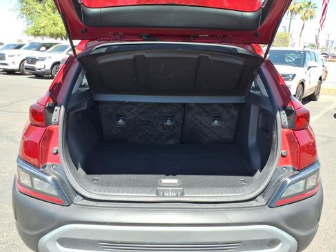 Used 2023 Hyundai Kona SE FWD image 11