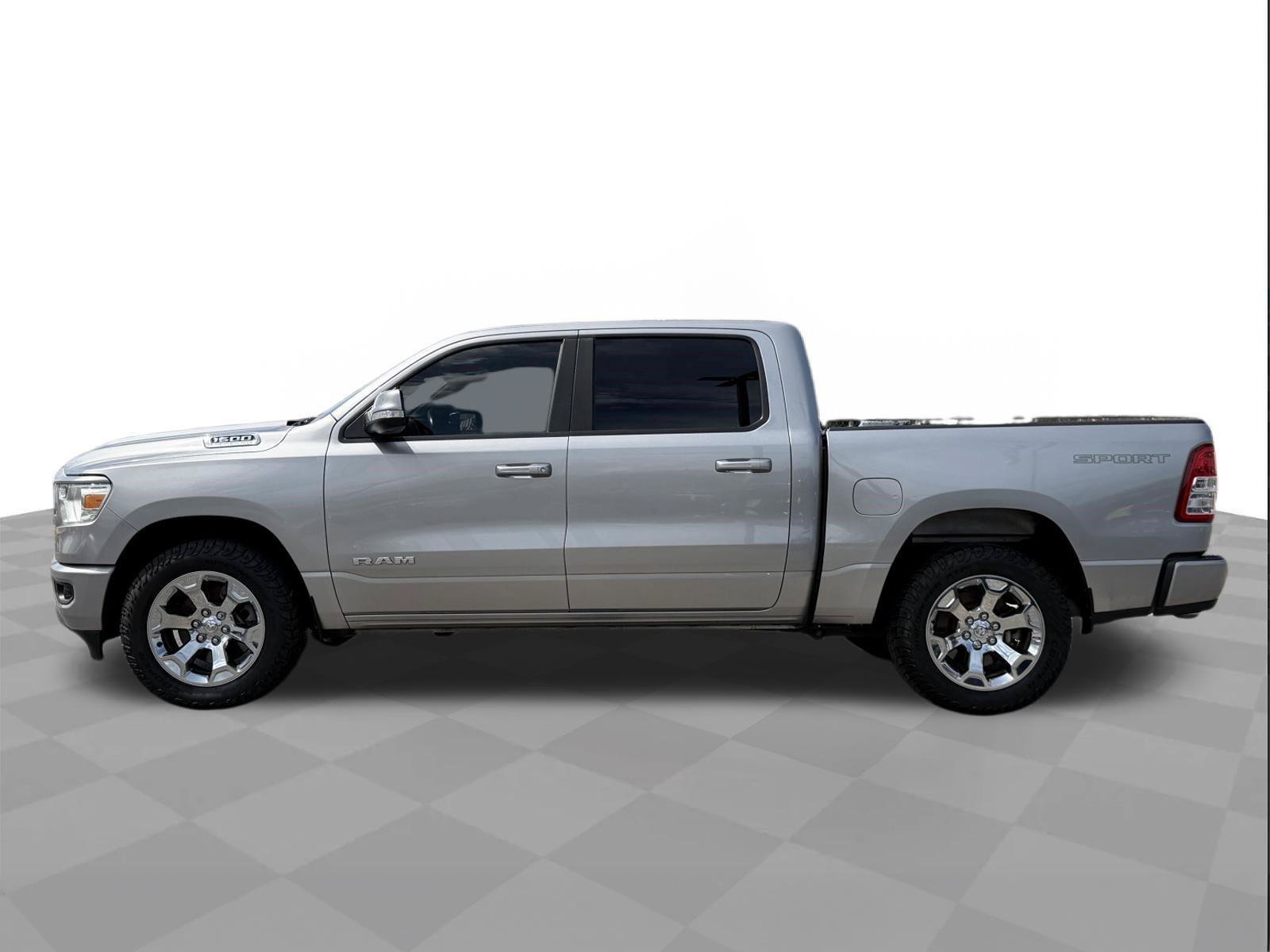 Used 2022 RAM 1500 Lone Star AWD/4WD image 2