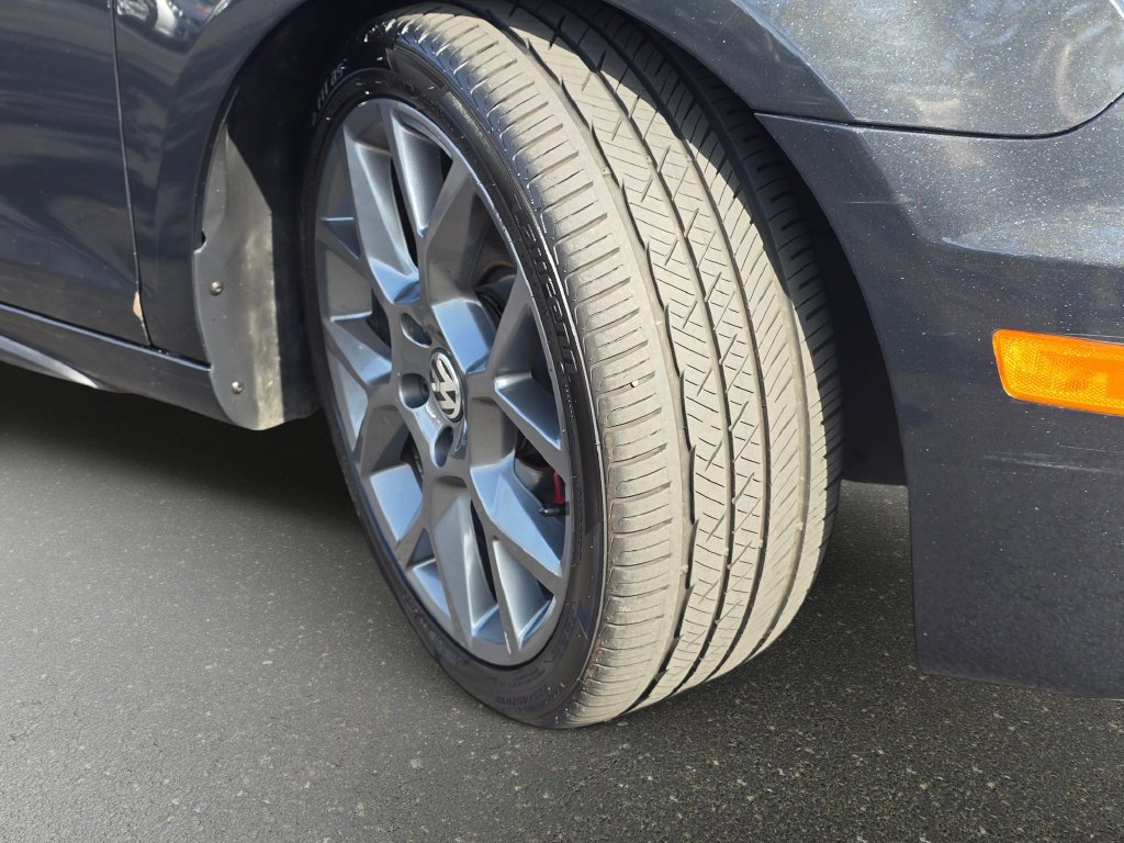 Used 2014 Volkswagen GTI Wolfsburg Edition FWD image 34