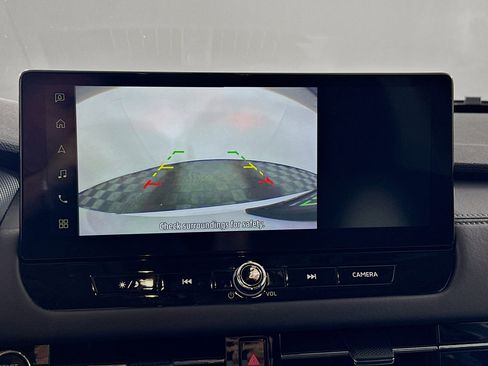 Used 2025 Mitsubishi Outlander ES AWD/4WD image 23