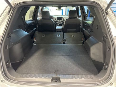 Used 2022 Chevrolet Equinox RS w/ Infotainment Package AWD/4WD image 46