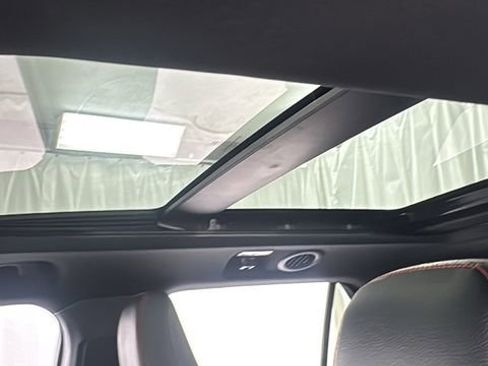 Used 2023 Ford Explorer ST-Line w/ Class IV Trailer Tow Package image 36