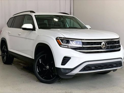 Used 2022 Volkswagen Atlas SE w/ Black Wheel Package AWD/4WD image 1