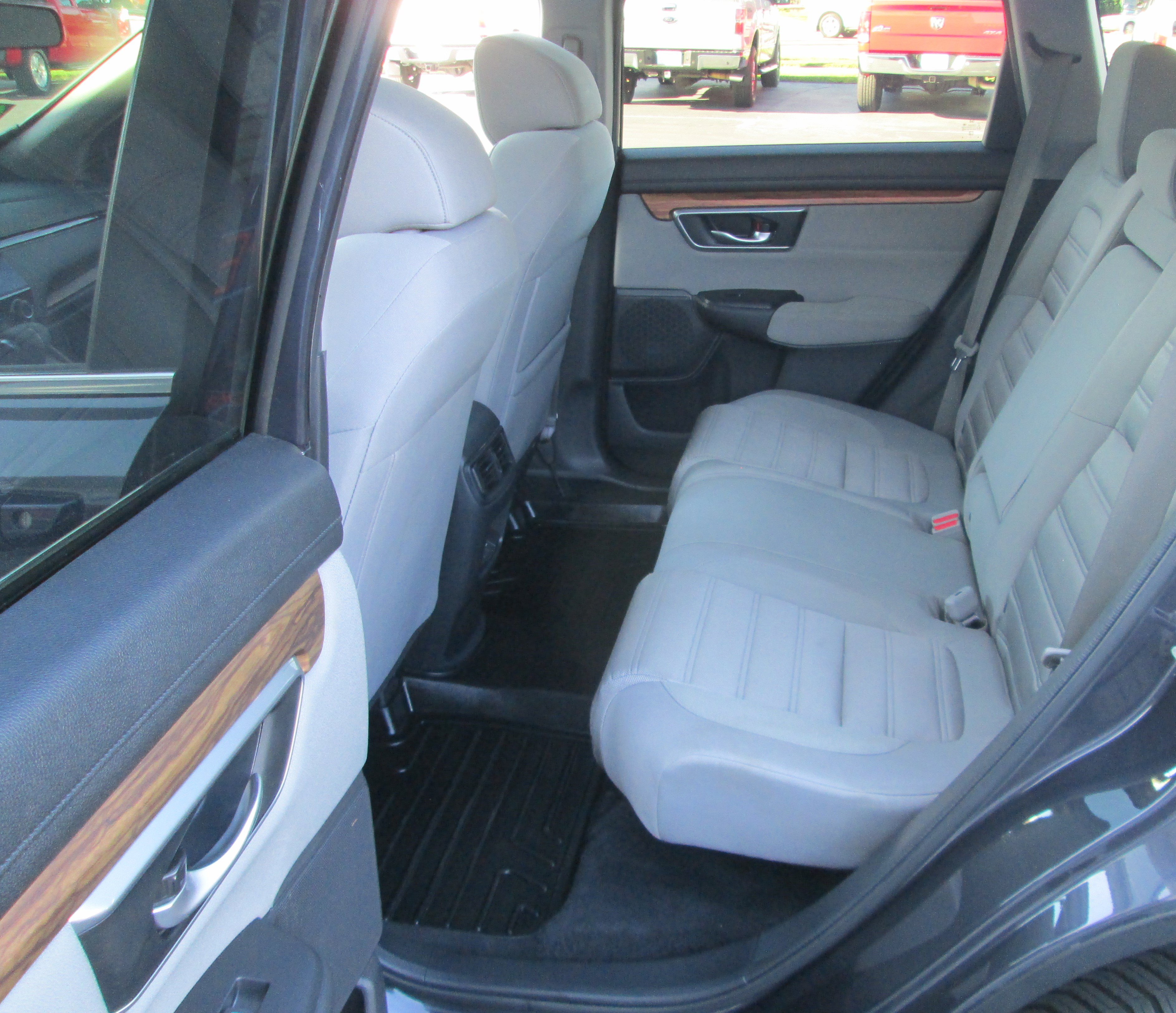 Used 2019 Honda CR-V EX image 11