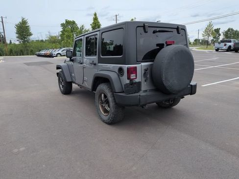 Used 2017 Jeep Wrangler Unlimited Sport w/ Quick Order Package 24S AWD/4WD image 5