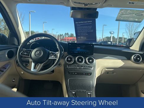 Used 2022 Mercedes-Benz GLC 300 GLC 300 image 22