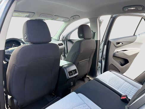 Used 2022 Chevrolet Equinox LT AWD/4WD image 6