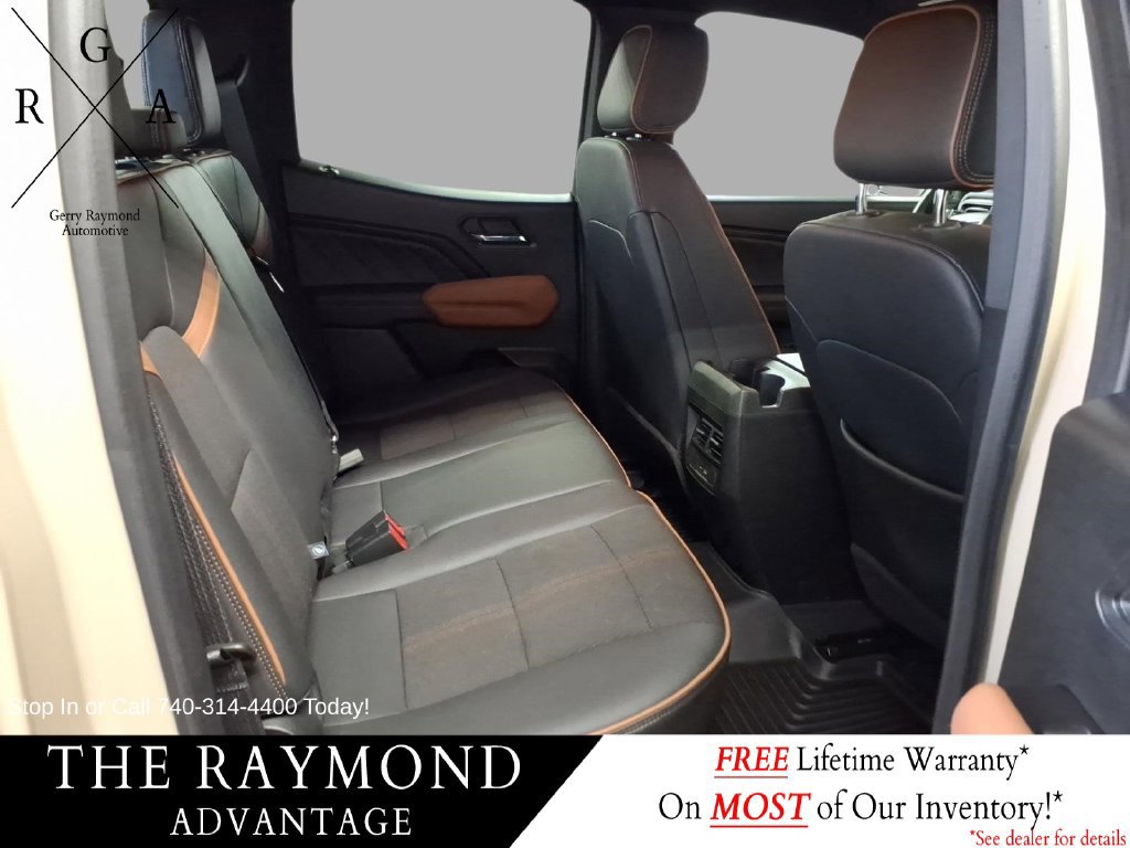 Used 2024 GMC Canyon AT4 w/ Technology Package AWD/4WD image 12