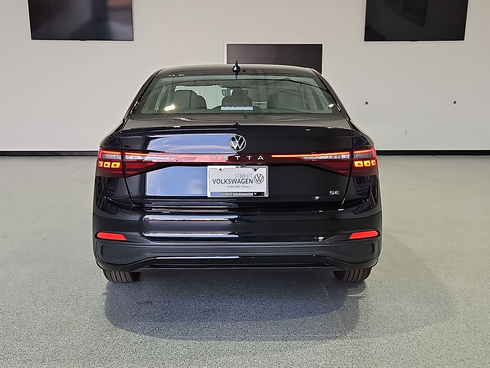 New 2027 Volkswagen Jetta SE FWD image 7