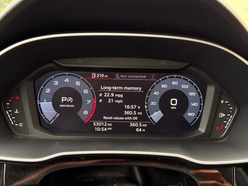 Used 2020 Audi Q3 2.0T Premium w/ Convenience Package AWD/4WD image 37