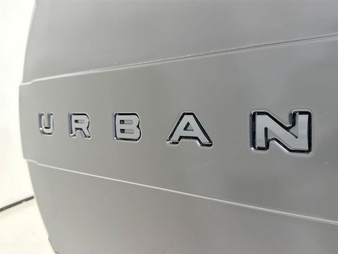 Used 2026 Land Rover Defender 110 X-Dynamic SE AWD/4WD image 34