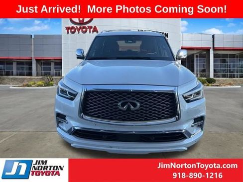 Used 2023 INFINITI QX80 Sensory w/ All-Season Package image 2
