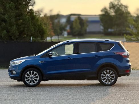 Used 2017 Ford Escape Titanium w/ Equipment Group 301A FWD image 8