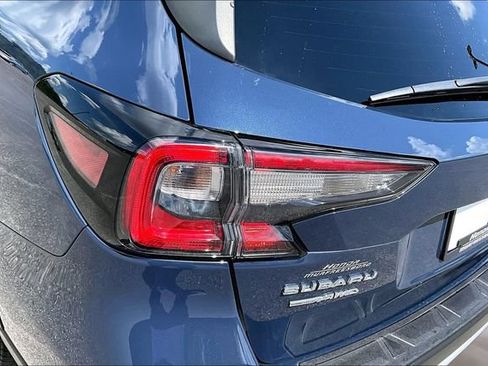Used 2025 Subaru Outback Limited AWD/4WD image 22