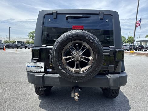 Used 2014 Jeep Wrangler Unlimited Sport AWD/4WD image 9