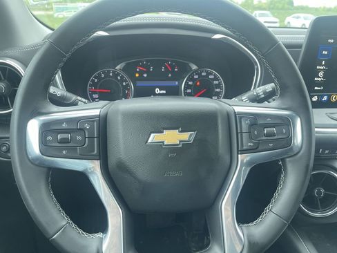 Used 2024 Chevrolet Blazer LT FWD image 18
