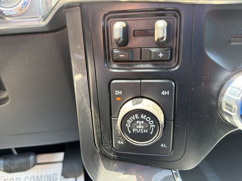 Used 2023 Ford F150 Lariat w/ Equipment Group 502A High AWD/4WD image 22