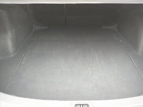 Used 2021 Toyota Corolla LE FWD image 26