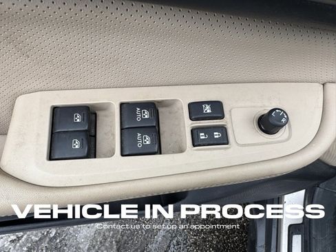 Used 2017 Subaru Outback 2.5i Limited image 14