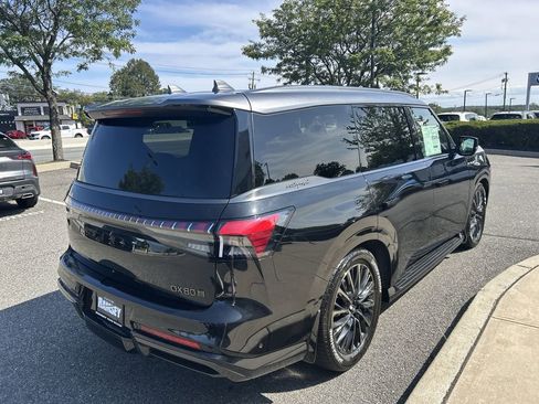 New 2026 INFINITI QX80 Autograph w/ Premium Cargo Package image 8