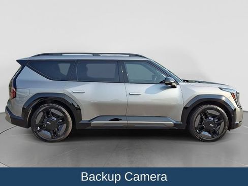 Used 2024 Kia EV9 GT-Line AWD/4WD image 9