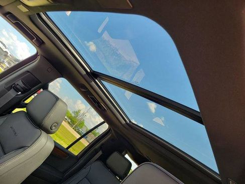 New 2026 GMC Yukon XL Denali w/ Sun & Power Step Package RWD image 13