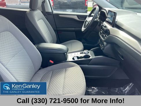 Used 2022 Ford Escape SE w/ Convenience Package image 60