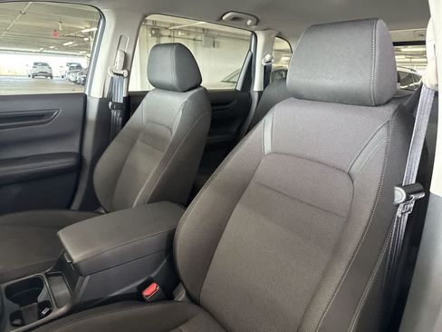Used 2025 Honda CR-V LX image 13