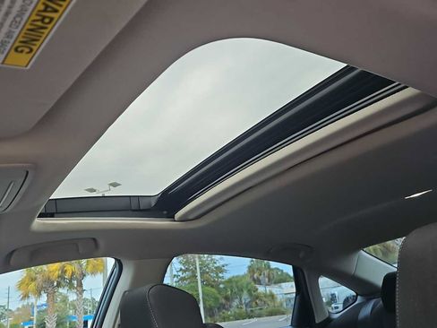 Used 2023 Honda Accord EX image 16