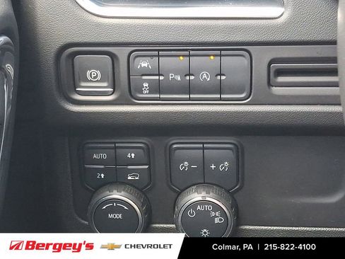 Certified 2024 Chevrolet Suburban LT AWD/4WD image 28