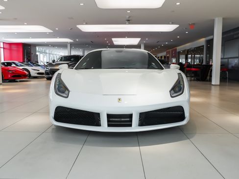 Used 2018 Ferrari 488 Spider RWD image 45