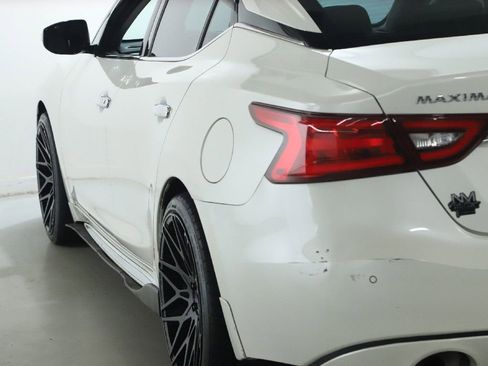 Used 2017 Nissan Maxima 3.5 SV w/ Interior Lighting Package image 39