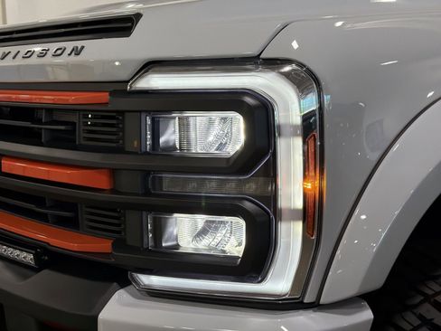 New 2026 Ford F250 Lariat w/ Black Appearance Package image 13