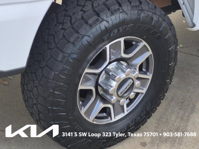 Used 2023 Ford F250 Lariat w/ FX4 Off-Road Package AWD/4WD image 7