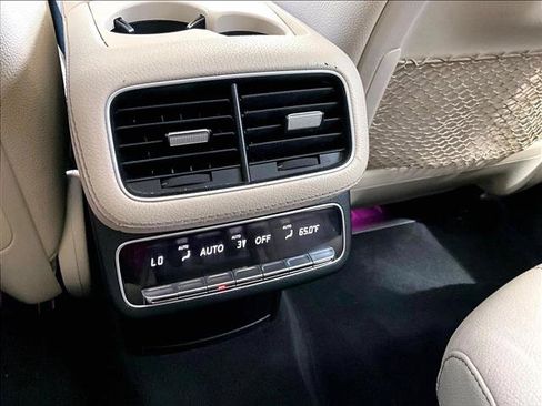 Used 2022 Mercedes-Benz GLS 450 4MATIC image 24