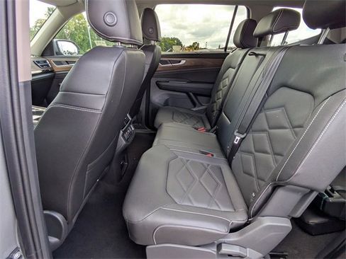 New 2026 Volkswagen Atlas SE image 14